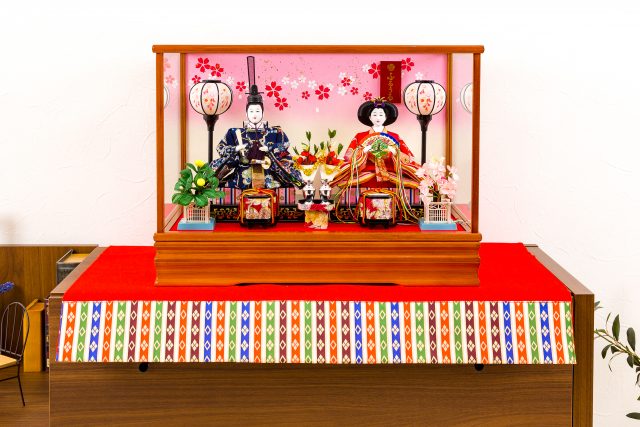 Preferのオリジナルケース入りひな人形「ふるうる」新登場